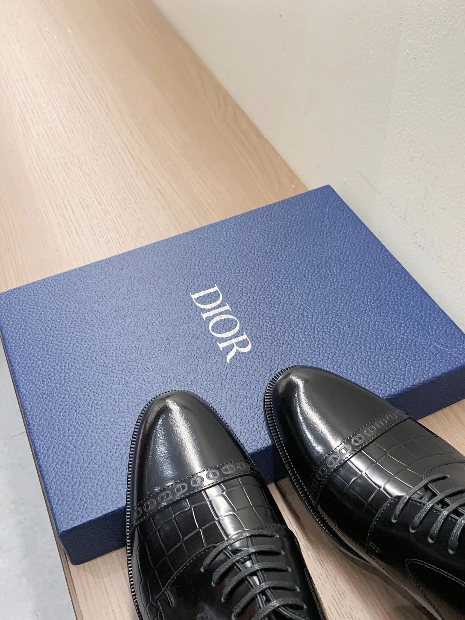 940💰 Dior high-end men's boutique casual leather shoes, imported cowhide upper, water-dyed cowhide lining, imported genuine leather outsole, perfect details, standard code 39-44 (38.45.46 customized, non-returnable and non-exchangeable),
